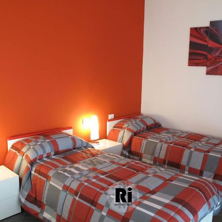 Апарт отель Residenze Italia Сесто-Сан-Джованни Экстерьер фото