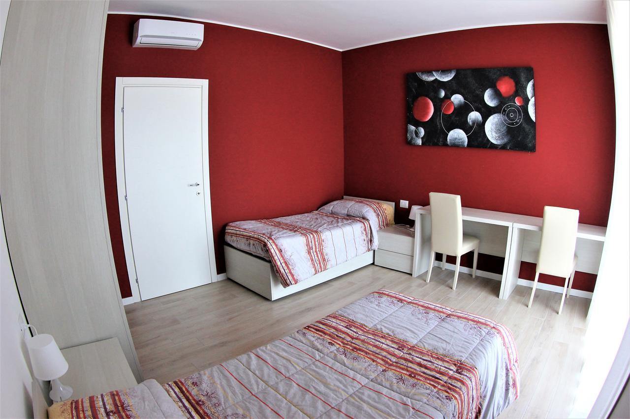 Апарт отель Residenze Italia Сесто-Сан-Джованни Экстерьер фото